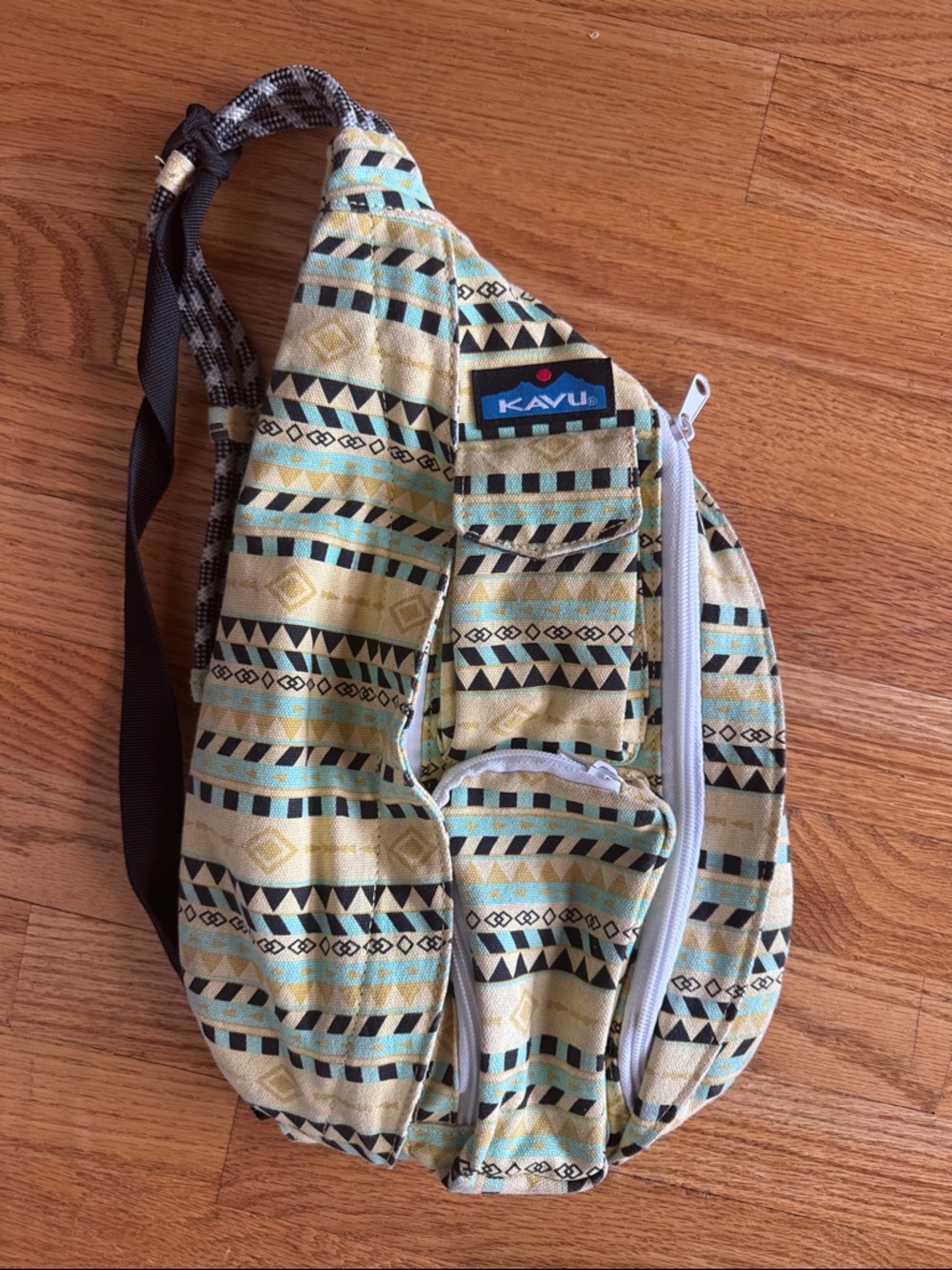 Kavu Patterned Sling Pack Crossbody in Yellow, Teal & Black